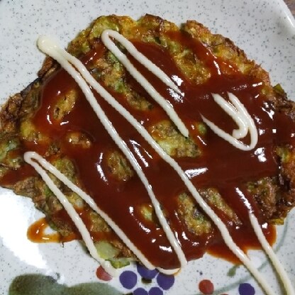 小麦粉を入れなくても、まとまって焼き上がったのに驚きました！
ヘルシーで、おかずにもなるのでまた作ります♪